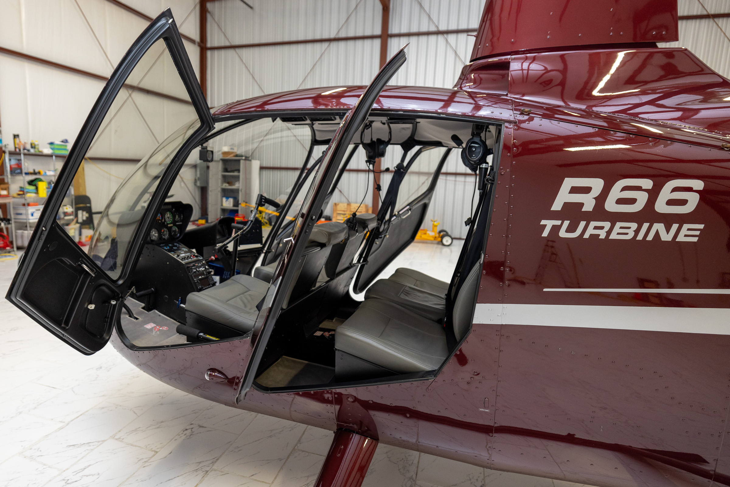 Robinson R-66 - AREP Aviation Ltd. - 5