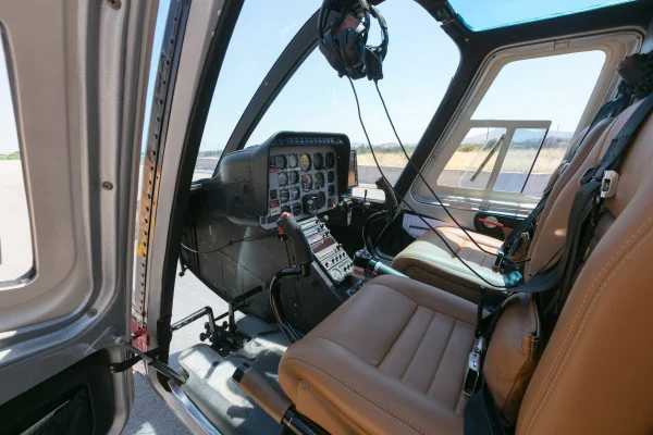 Bell 206 JetRanger ΙΙΙ - AREP Aviation Ltd. - 5
