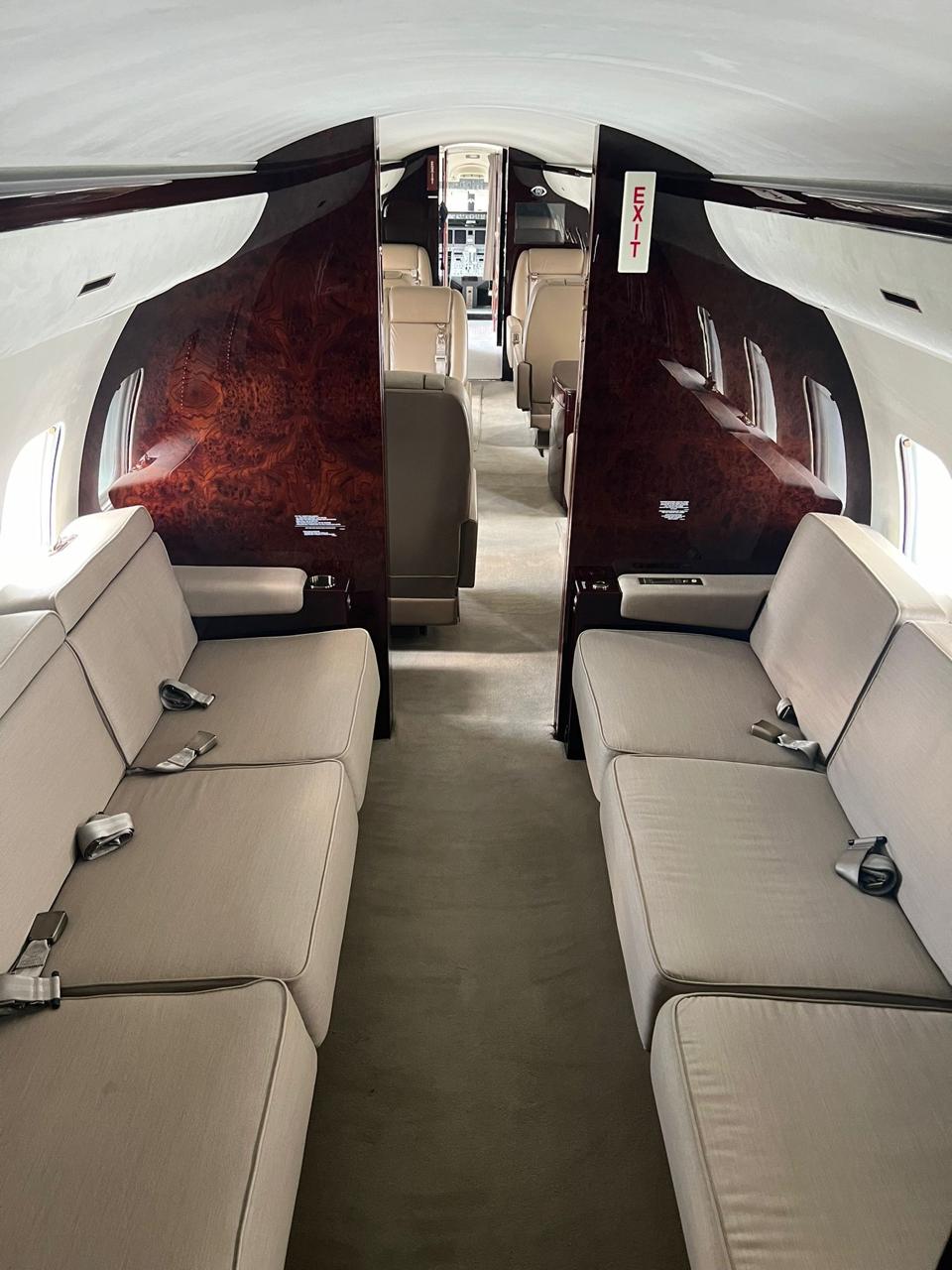IMG-20241017-WA0043 Bombardier Global XRS - AREP Aviation Ltd. - 8