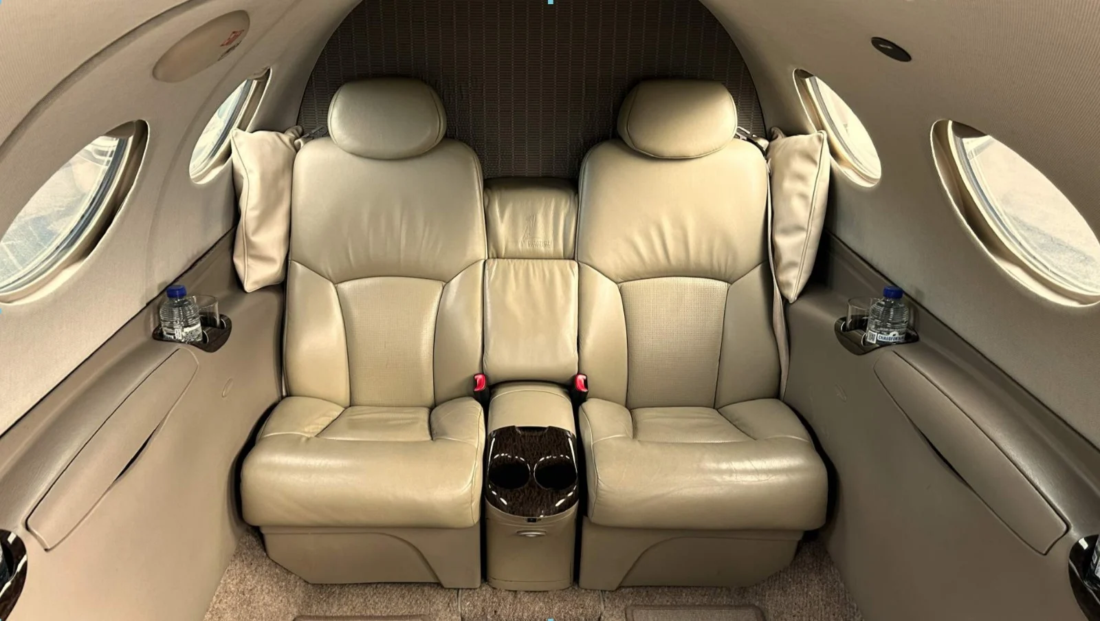 Cessna Citation Mustang - AREP Aviation Ltd. - 8
