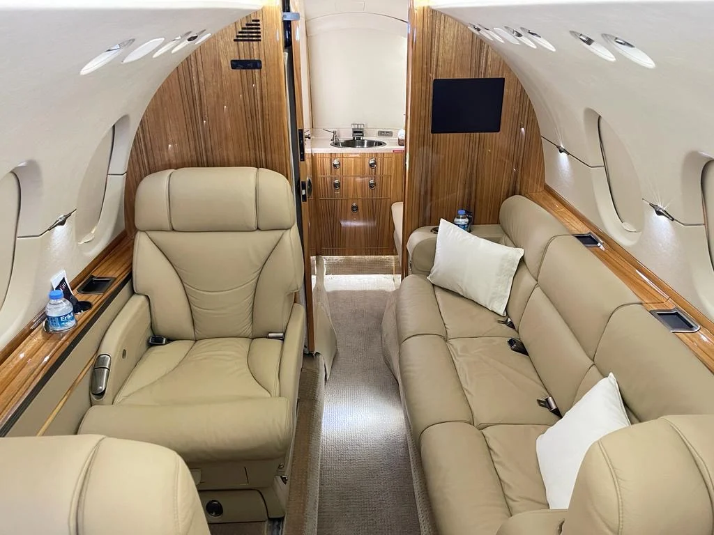 avia-rep-Hawker-850XP (8) Hawker 850XP - AREP Aviation Ltd. - 4