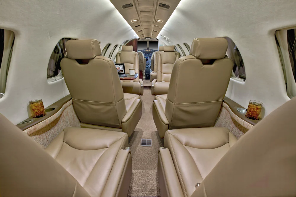 Cessna Citation 550 Bravo - AREP Aviation Ltd. - 8