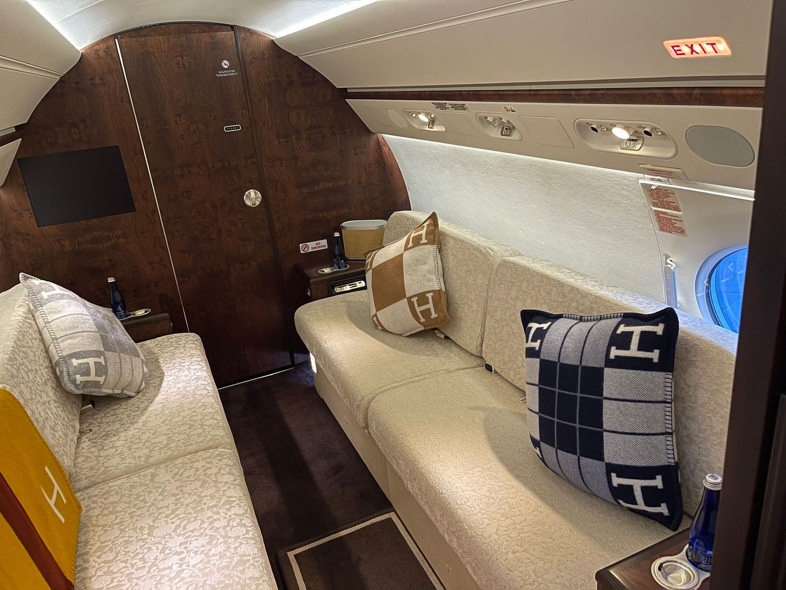 Gulfstream G450 - AREP Aviation Ltd. - 5