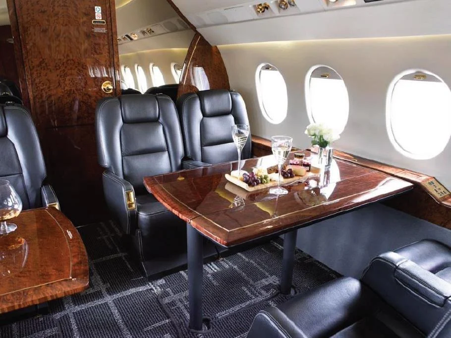 Dassault Falcon 2000LX - AREP Aviation Ltd. - 4